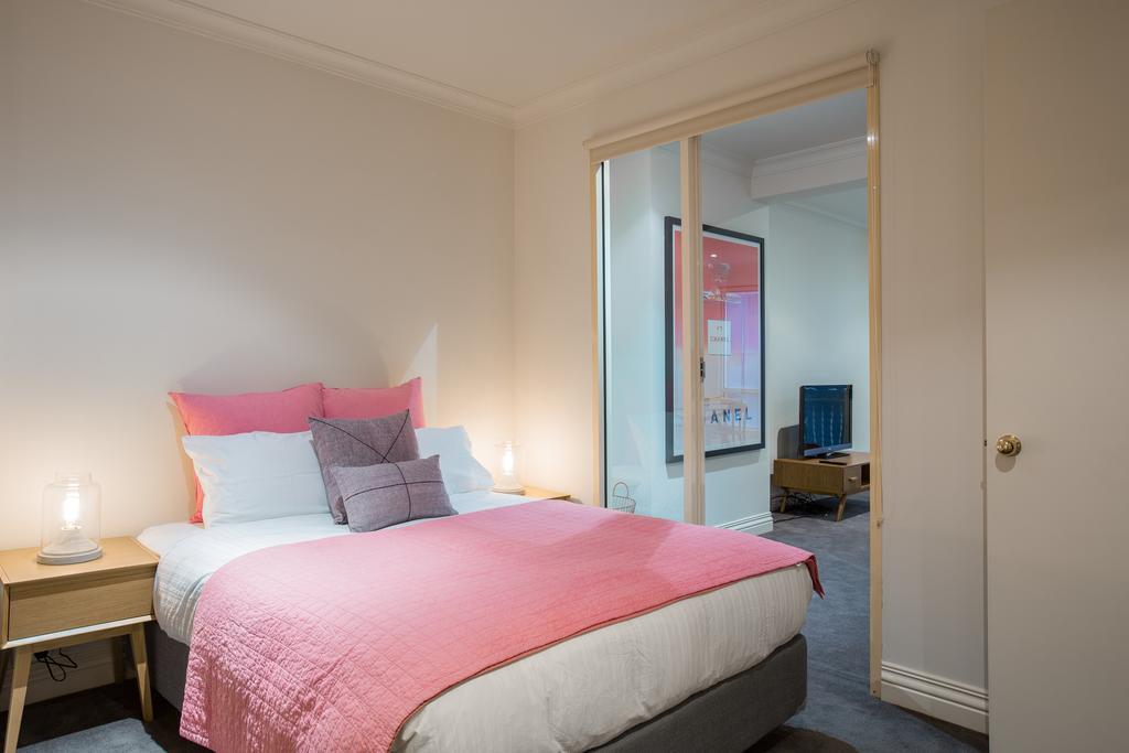 1 Exhibition Apartment Hotel Melbourne Rom bilde