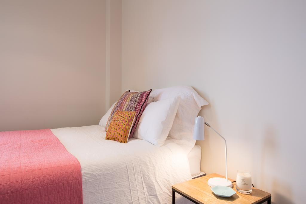 1 Exhibition Apartment Hotel Melbourne Rom bilde
